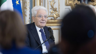 Mattarella a Herzog, abbandonare lo stato di guerra permanente in MO