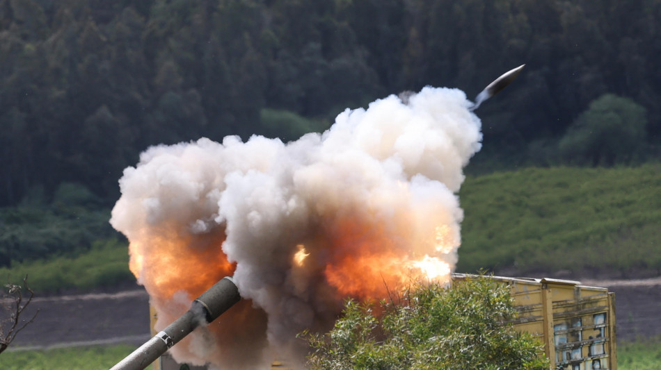 Idf, 'uccisi 15 miliziani di Hezbollah nel sud del Libano'