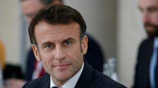 Retraites: Macron s'en prend aux oppositions, incertitude sur l'examen du  report de l'&acirc;ge