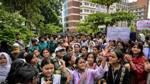 Trauer und Wut nach Absturz von Militärjet auf Schule in Bangladesch