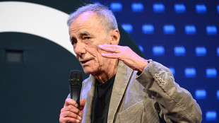 Vecchioni, a Milano c'&egrave; chi muore di fame, la citt&agrave; risponda