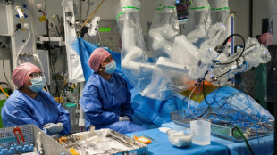 Former les "chirurgiens du futur" &agrave; l'utilisation de robots