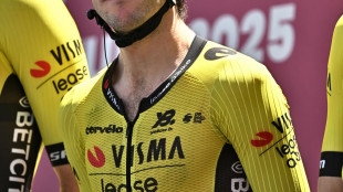 Simon Yates si prende il Giro, è la nuova maglia rosa