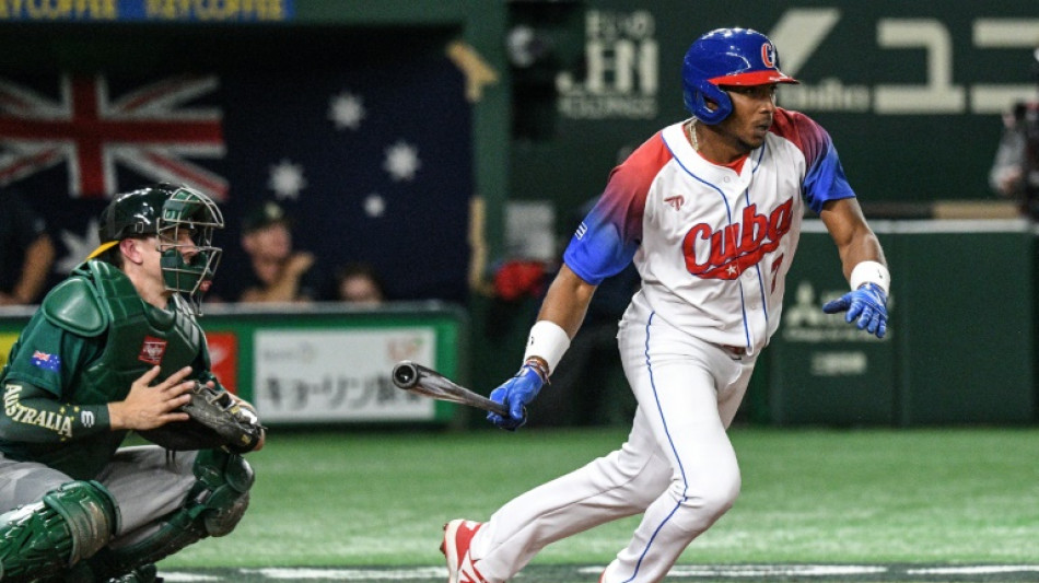 Cuba edge Australia to reach World Baseball Classic semi-finals