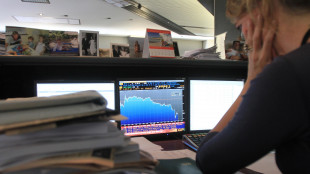 Borsa: Milano resta cauta a +0,2%, bene moda, Stellantis e Iveco