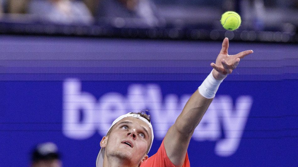 Miami: Mensik ringrazia "l'arbitro che era a pranzo"