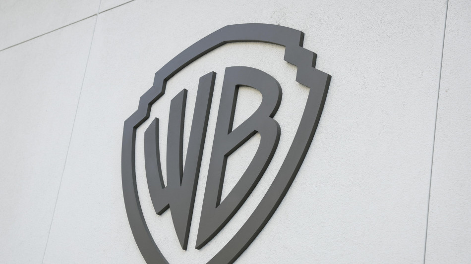 Paramount non molla, offre 108 miliardi per Warner Bros.