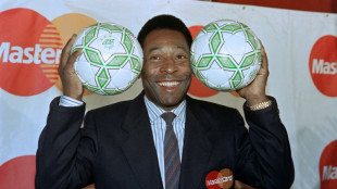 Le "Roi" Pel&eacute;, premi&egrave;re star plan&eacute;taire du football, est mort