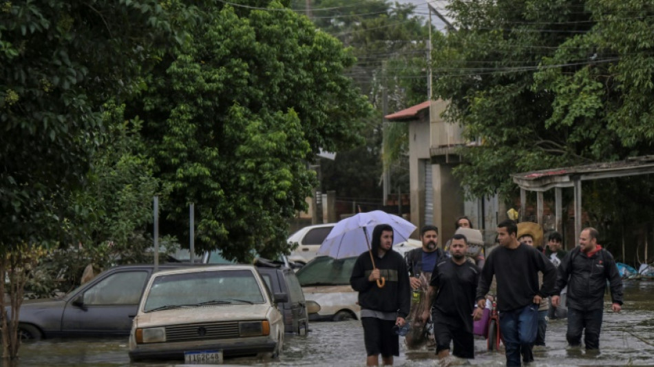 Le sud du Br&eacute;sil en alerte face au "drame sans fin" des inondations