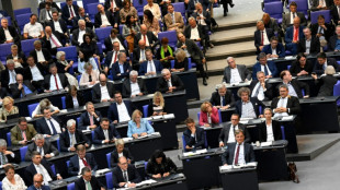 Bundestag ber&auml;t &uuml;ber neues Aufenthaltsrecht und Entlastung von Pflegekr&auml;ften
