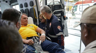 Bolsonaro parte rumbo a Brasilia para "probablemente" someterse a cirugía