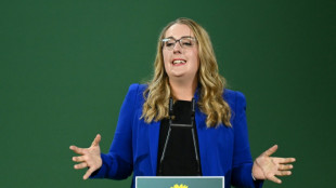Gr&uuml;ne dr&auml;ngen Merz zu Verl&auml;ngerung von Mietpreisbremse