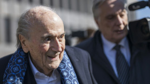 Blatter aconselha torcedores a n&atilde;o viajarem aos EUA durante a Copa do Mundo