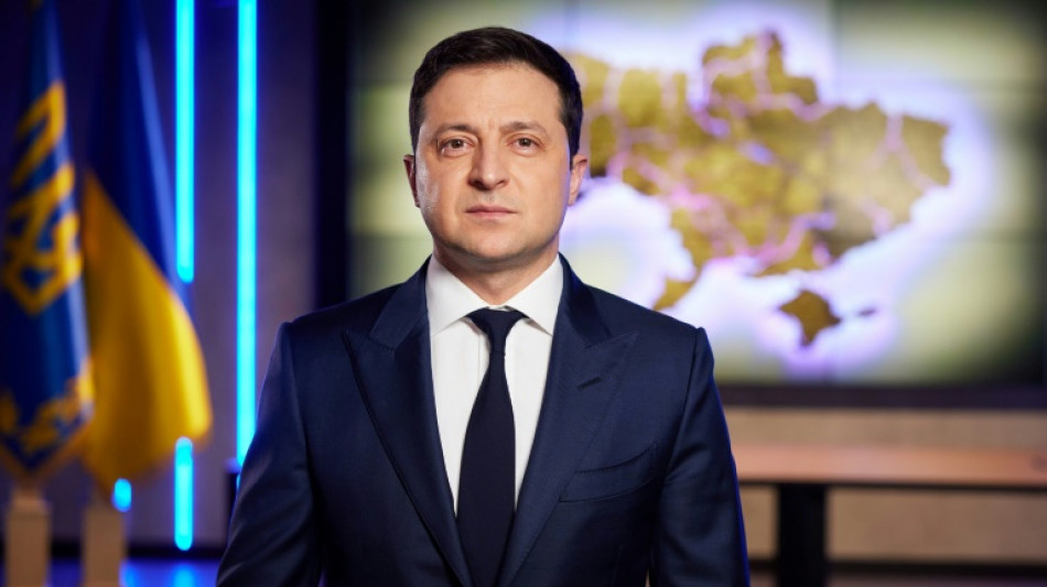Ukraine: des sanctions contre la Russie, un gazoduc phare vis&eacute; 