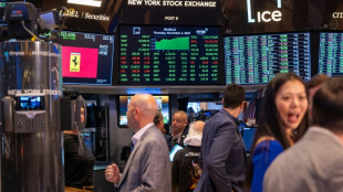 Wall Street craint que l'&eacute;conomie ne ralentisse trop et termine en baisse