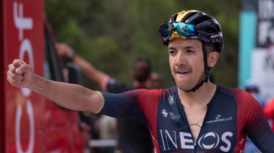 Tour d'Espagne: Carapaz en costaud sur la 14e &eacute;tape, Roglic fait coincer Evenepoel