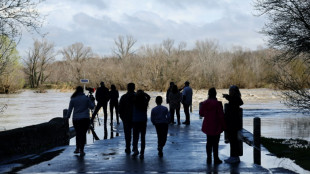 Intemp&eacute;ries: le bilan monte &agrave; cinq morts, trois personnes dont deux enfants toujours port&eacute;es disparues
