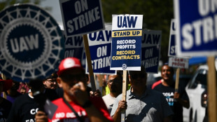 Le syndicat UAW et les constructeurs autos progressent, la gr&egrave;ve garde son p&eacute;rim&egrave;tre