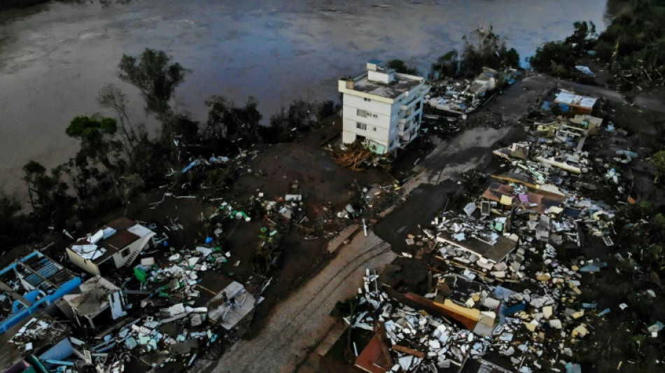 Br&eacute;sil: les r&ecirc;ves de migrants v&eacute;n&eacute;zu&eacute;liens percut&eacute;s par le cyclone