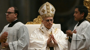 'Choose peace': Pope marks first Easter under cloud of Mideast war