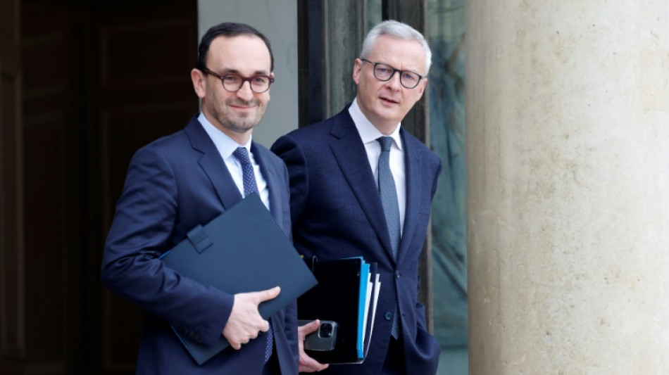 Le d&eacute;ficit public examin&eacute; en Conseil des ministres, d&eacute;but d'un parcours p&eacute;rilleux