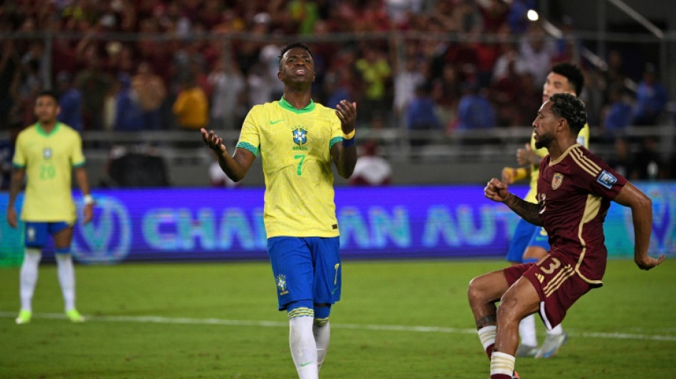Vini Jr. volta a decepcionar na Sele&ccedil;&atilde;o, que n&atilde;o convence
