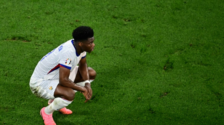 Tchouam&eacute;ni sofre les&atilde;o e desfalcar&aacute; a Fran&ccedil;a na Liga das Na&ccedil;&otilde;es