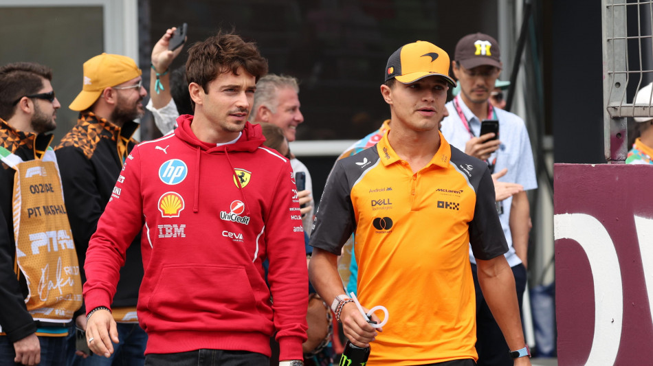 Singapore, Ferrari multata per il contatto Leclerc-Norris