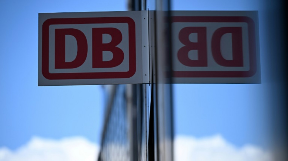 Deutsche Bahn will Lokf&uuml;hrerstreik per Gerichtsbeschluss verhindern 