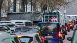 Rapporto mobilit&agrave;, 65% degli italiani sceglie ancora l'auto