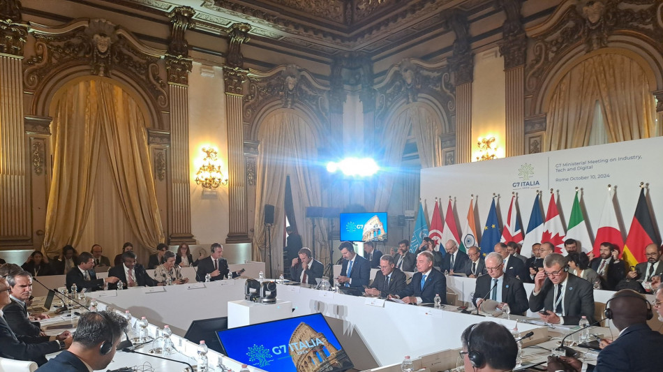 Urso, 'nuova centralit&agrave; alla politica industriale del G7'