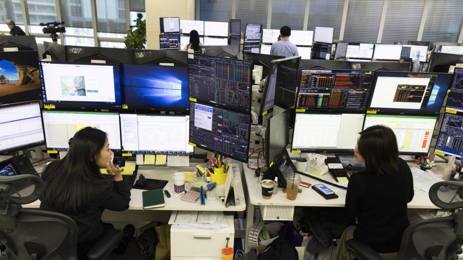 Borsa: l'Asia chiude in calo dopo l'attacco a l'Iran