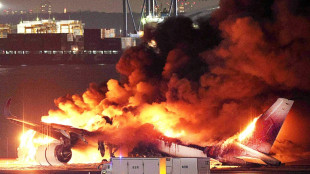 Cinq morts dans une collision entre avions &agrave; l'a&eacute;roport de Tokyo-Haneda