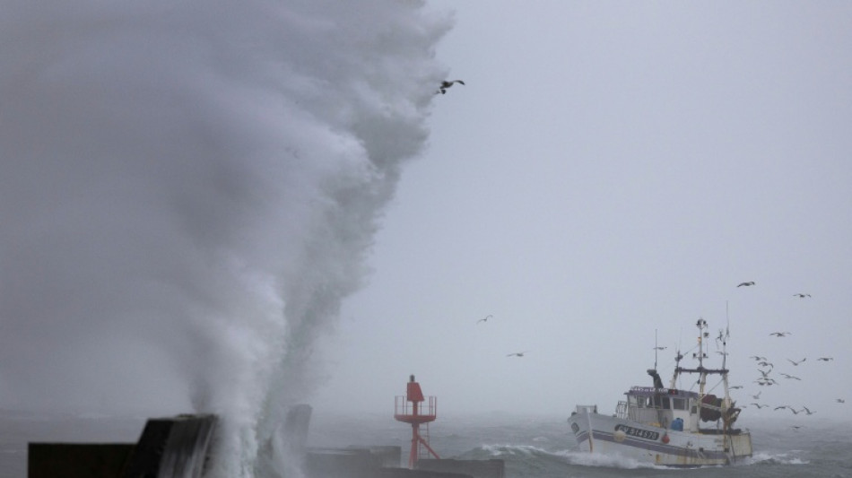 La tempête Benjamin balaie la France, rafales à plus de 100 km/h