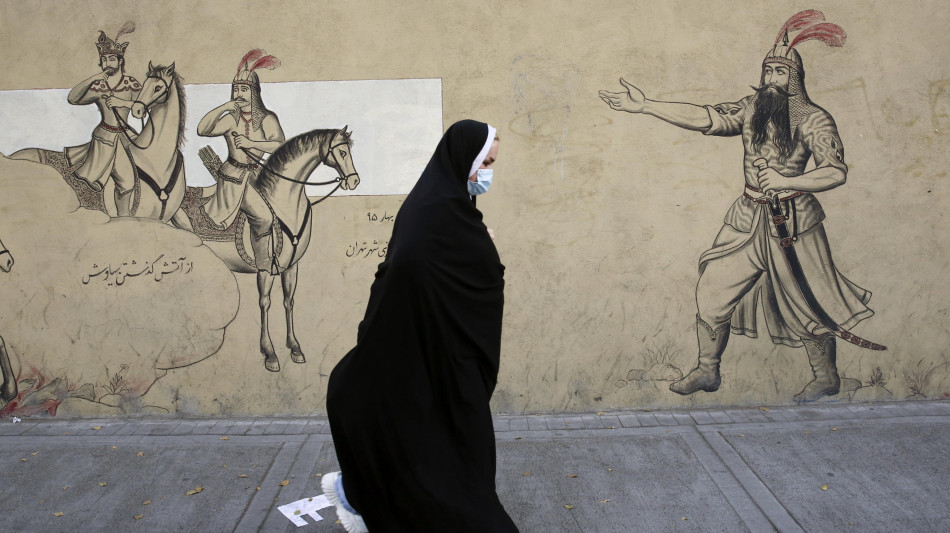 Blitz hacker su tv Stato Iran,appelli a scendere in piazza