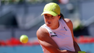 Swiatek se vinga de Eala e avança à 3ª rodada do WTA 1000 de Madri