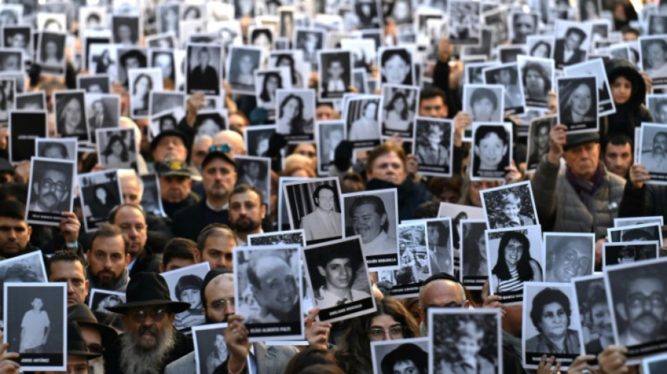 Comunidade judaica argentina acompanha atentamente julgamento sobre atentado de 1994