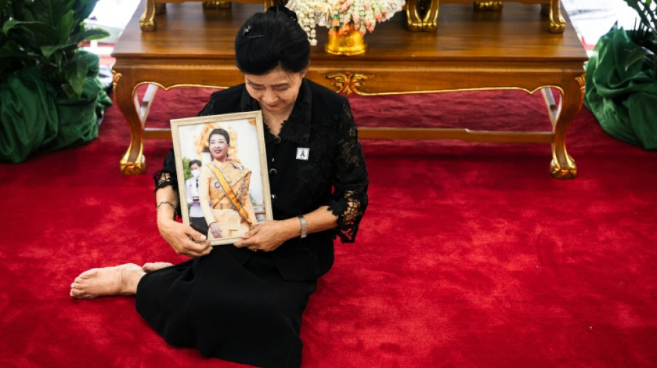 Thousands gather in Thai capital to mourn late princess