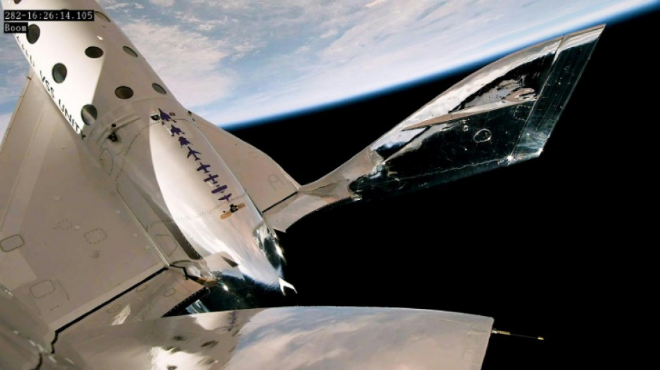 D&eacute;collage du premier vol spatial commercial de Virgin Galactic