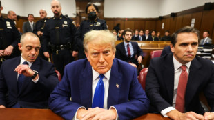 Au proc&egrave;s Trump, derni&egrave;re chance pour la d&eacute;fense de faire flancher l'accusateur num&eacute;ro un