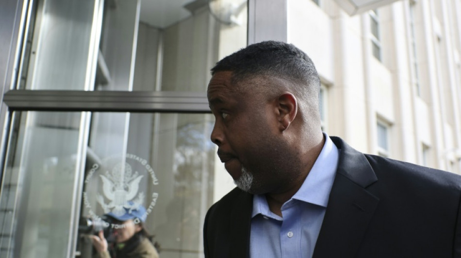 Damon Jones, ex-jogador da NBA, vai se declarar culpado em caso de apostas nos EUA