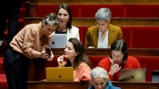 L'Assembl&eacute;e vote des mesures de blocage de prix, "victoire" de consolation pour les &eacute;colos
