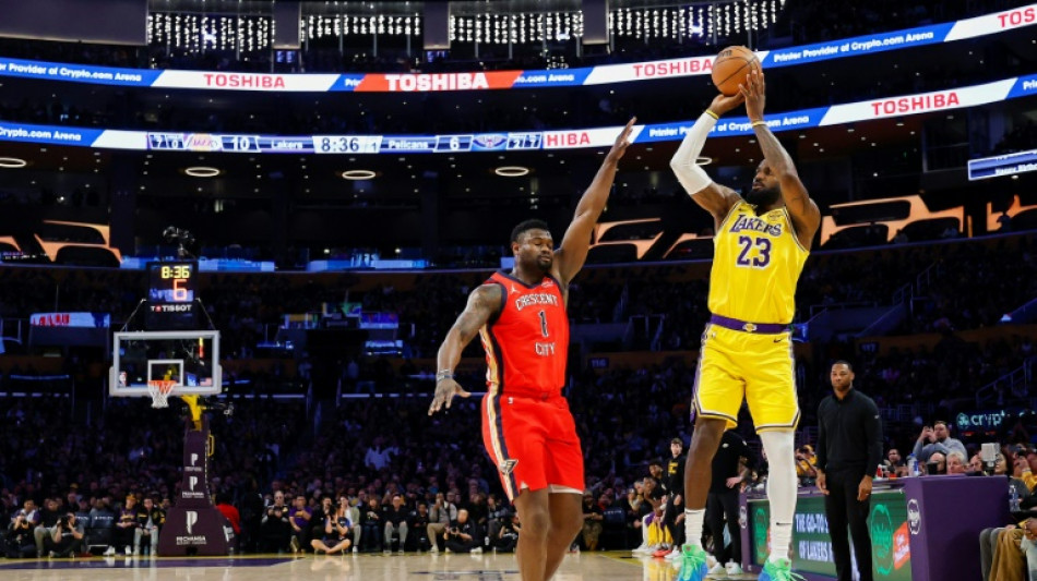 LeBron breaks 50,000 scoring barrier, Curry sparks Warriors