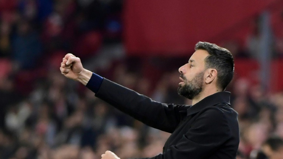 Van Nistelrooy quits PSV 'with immediate effect'