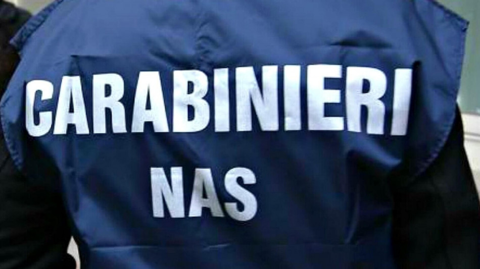 Schiaffi, insulti e violenze sessuali a anziane in Rsa
