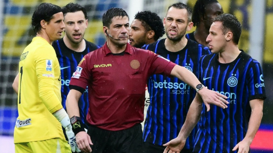 Inter de Mil&atilde;o trope&ccedil;a em casa contra Atalanta (1-1) 