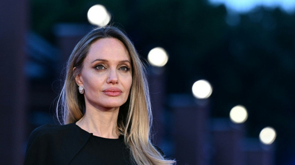 Angelina Jolie reveals mastectomy scars in Time France magazine
