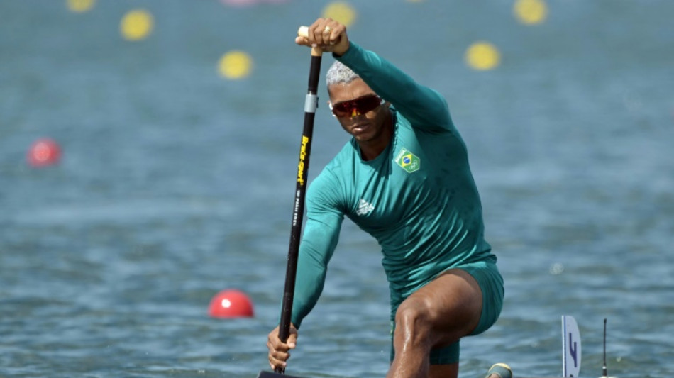 Isaquias Queiroz avan&ccedil;a &agrave; semifinal ol&iacute;mpica do C1 1000 na canoagem