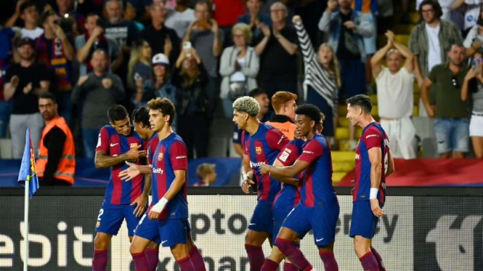 Barcelona bate Celta de virada e dorme na lideran&ccedil;a do Espanhol