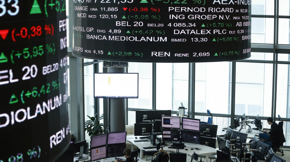 Borsa: Europa debole dopo fallimento colloqui Usa-Iran, Milano -0,9%